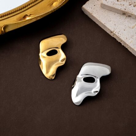 Minimalist face pins, niche and versatile high-end suit accessories