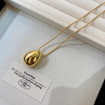 French retro European and American niche design egg-shaped water drop pendant necklace minimalist advanced cold style silver egg