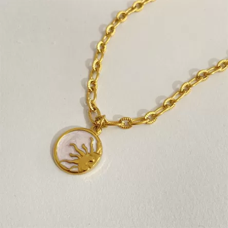 Vintage 3D Sun Moon Circular Coin Necklace Mother Shell Pendant Jewelry Titanium Steel Furnace True Gold Electroplating 18k