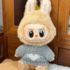 Doll Clothes Ropa Labubu for 17Cm Labubu V2 V1 Labubu Winter Sweater Strawberry Love Pattern Kid Toy Gift